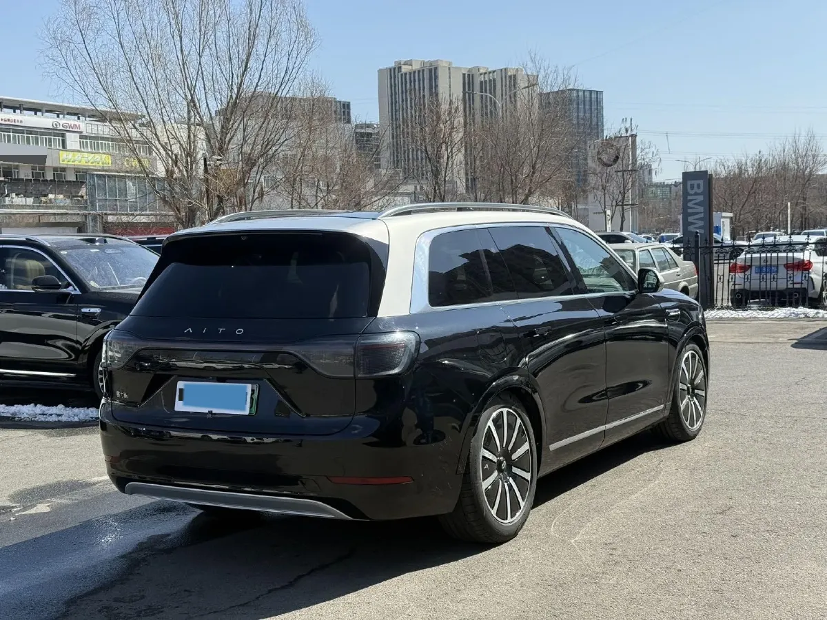 2024 AITO AITO M9 1.5T 152HP L4 REEV 42KWH,autocango,china used car exporter,china ev exporter,chinese used car exporter,chinese used ev exporter