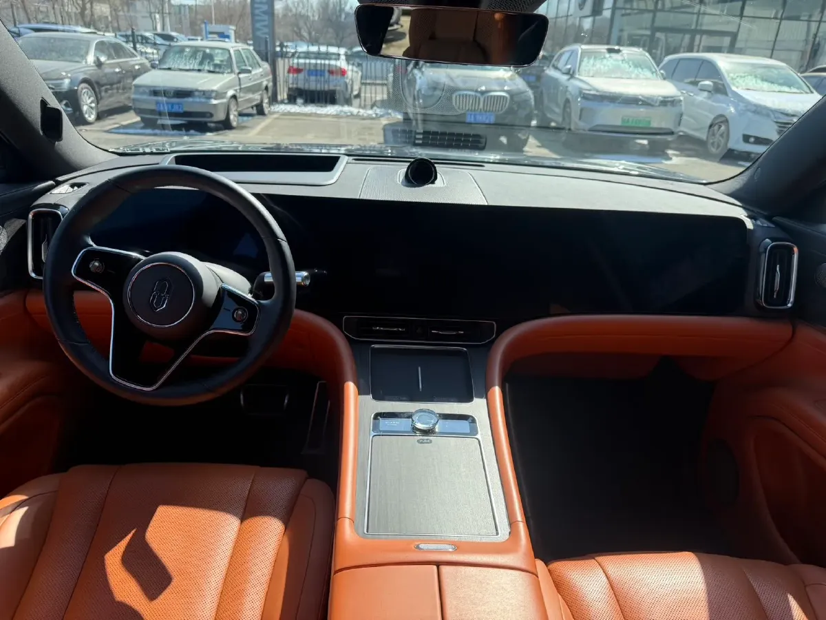 2024 AITO AITO M9 1.5T 152HP L4 REEV 42KWH,autocango,china used car exporter,china ev exporter,chinese used car exporter,chinese used ev exporter