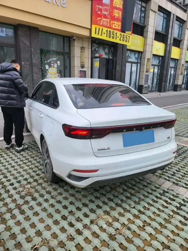 2022 Geely Emgrand 1.5L 114HP L4 CVT,autocango,china used car exporter,china ev exporter,chinese used car exporter,chinese used ev exporter