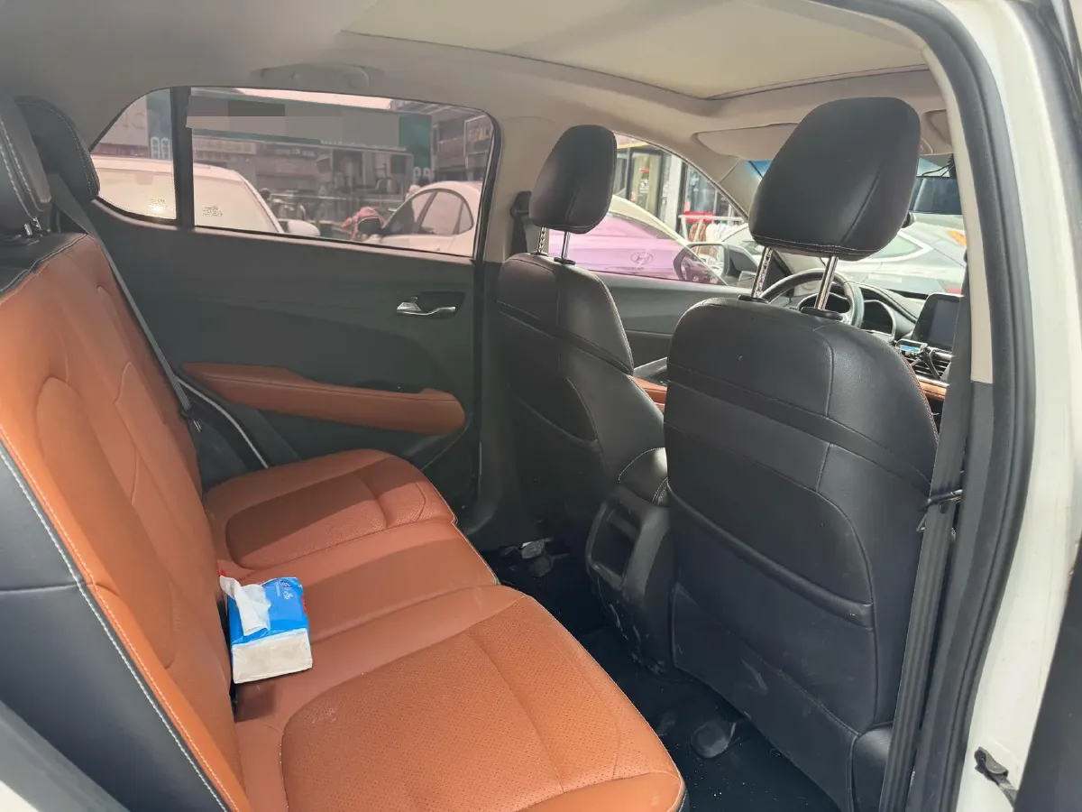 2017 HaiMa S5 Young Edition 1.6L 122HP L4 5MT,autocango,china used car exporter,china ev exporter,chinese used car exporter,chinese used ev exporter