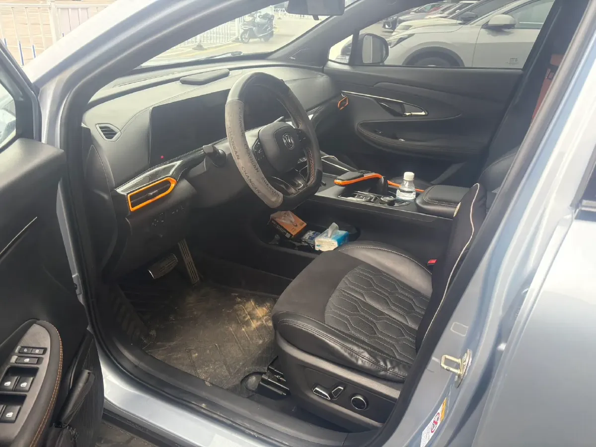 2022 ChangAn UNI-T 1.5T 188HP L4 7DCT,autocango,china used car exporter,china ev exporter,chinese used car exporter,chinese used ev exporter