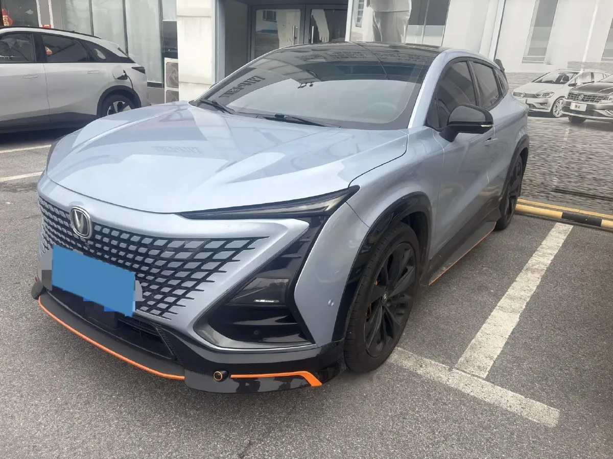 2022 ChangAn UNI-T 1.5T 188HP L4 7DCT,autocango,china used car exporter,china ev exporter,chinese used car exporter,chinese used ev exporter