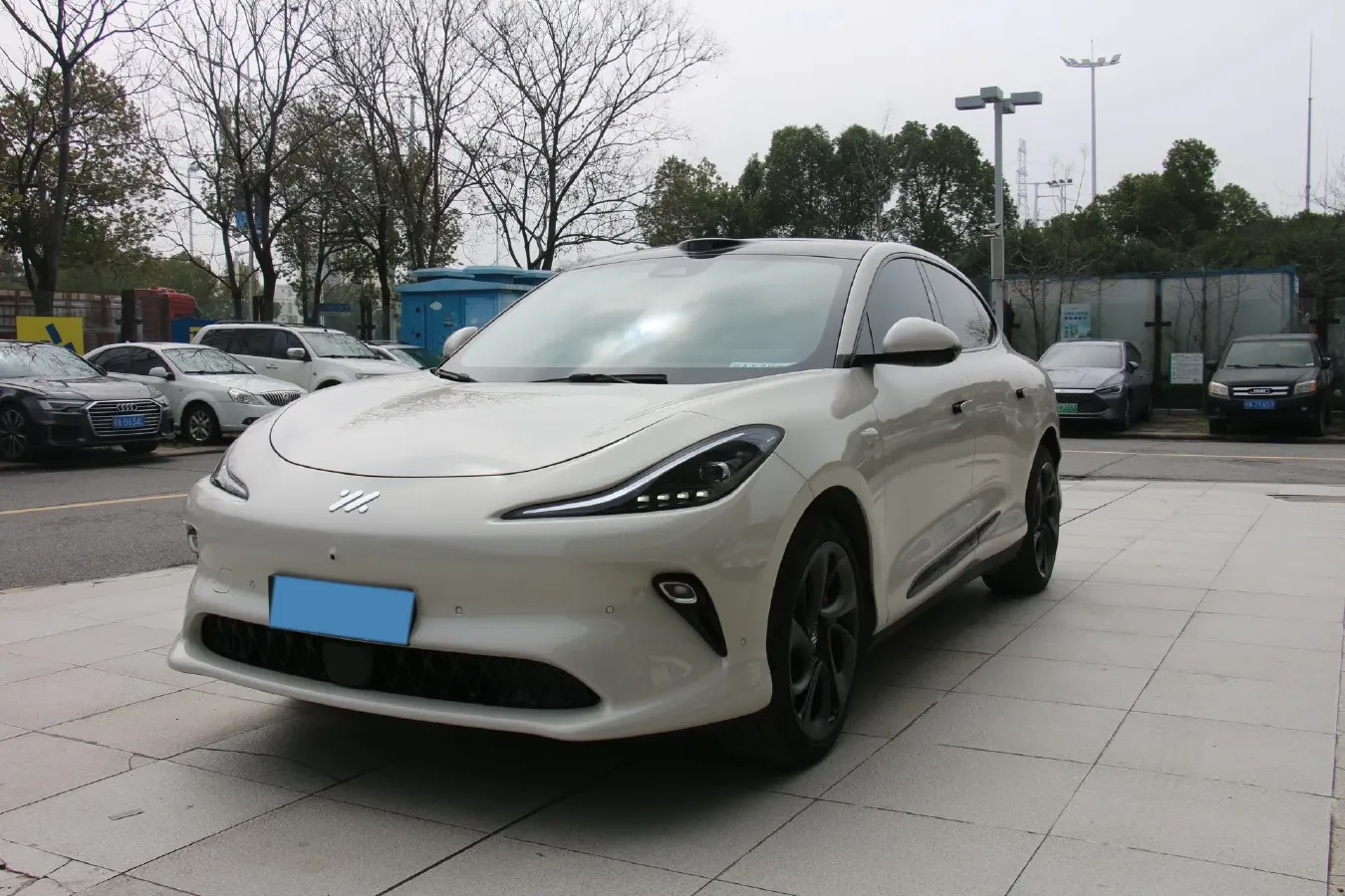 2025 IM LS6 BEV 83KWH,autocango,china used car exporter,china ev exporter,chinese used car exporter,chinese used ev exporter