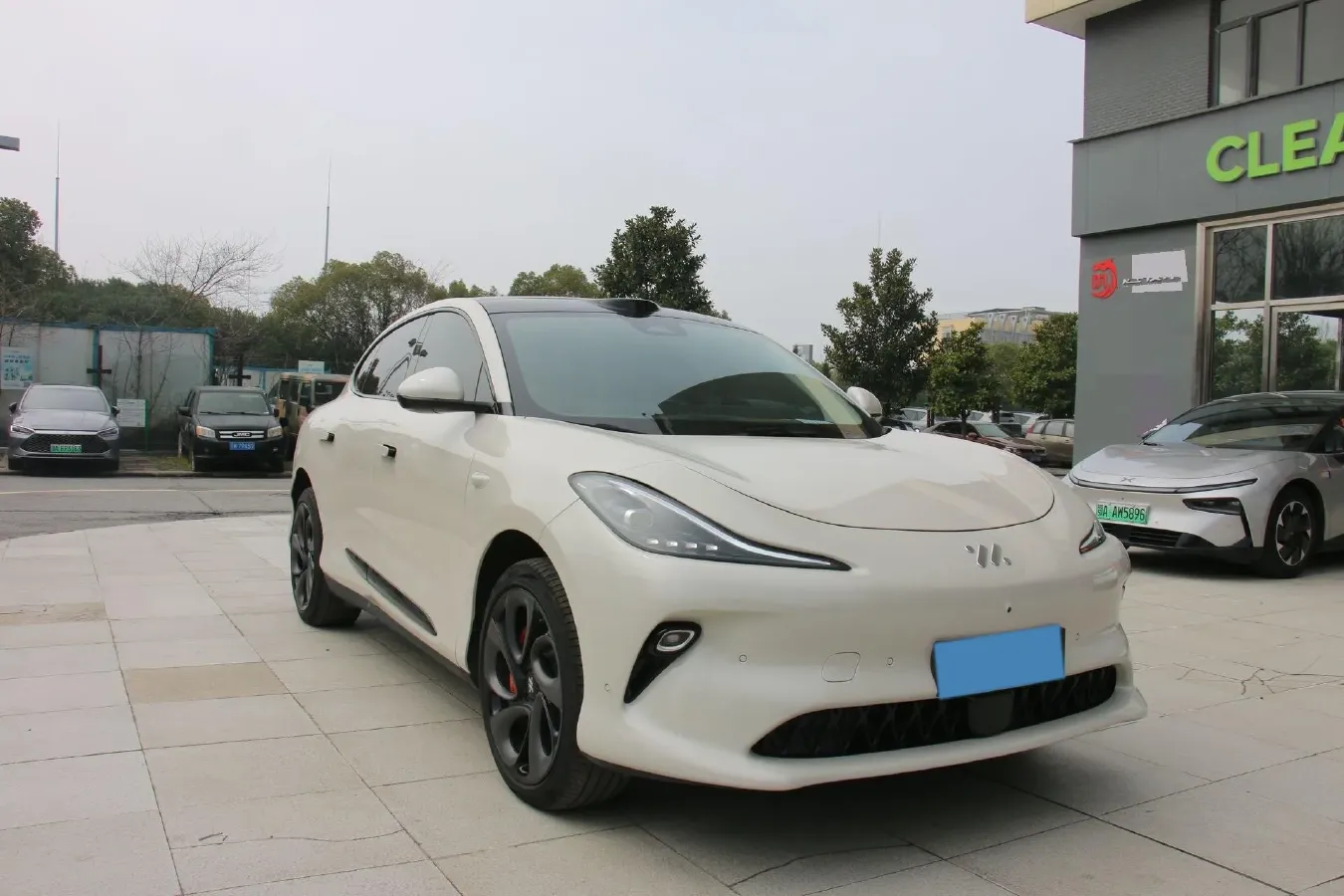 2025 IM LS6 BEV 83KWH,autocango,china used car exporter,china ev exporter,chinese used car exporter,chinese used ev exporter