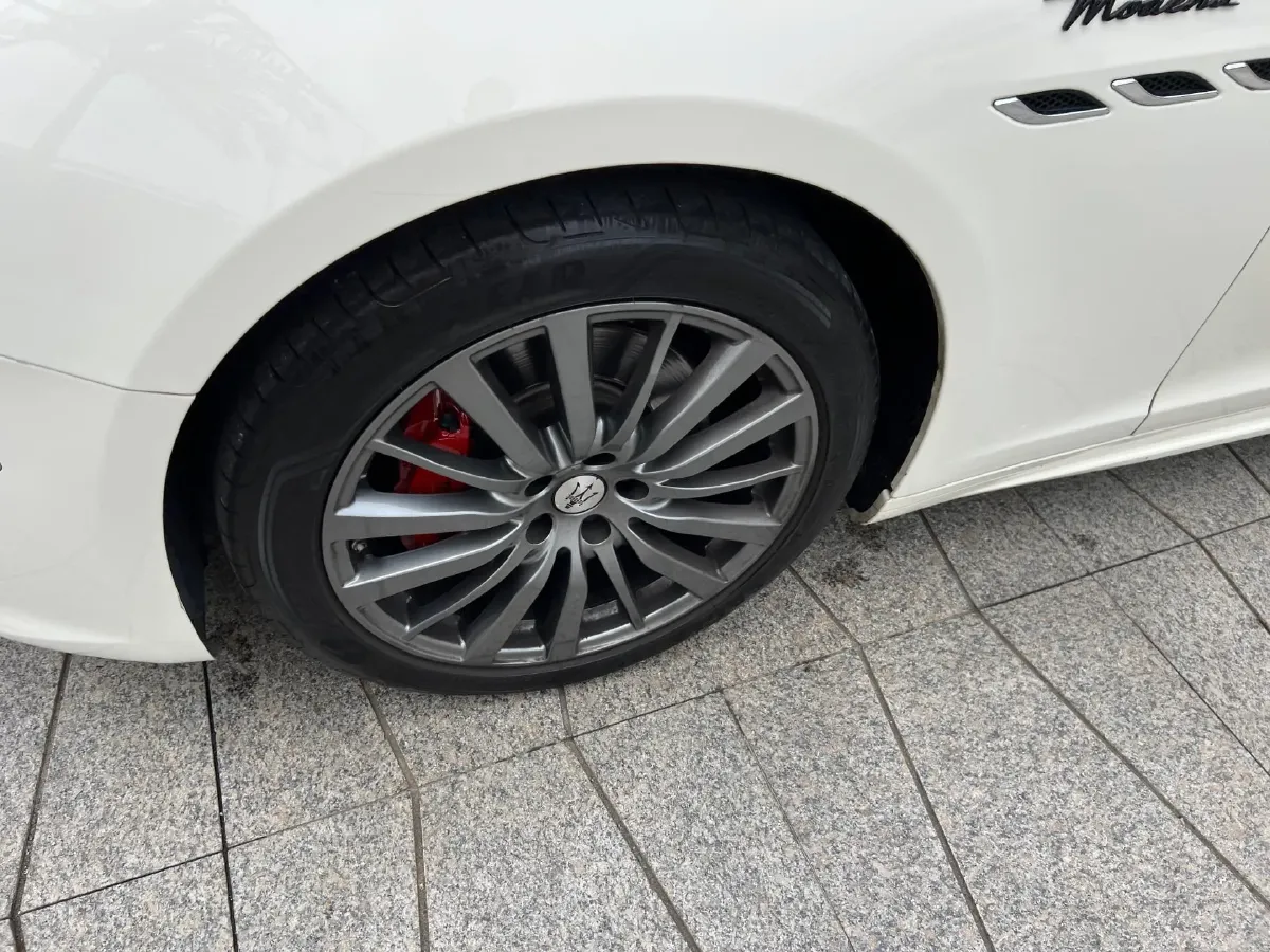 2022 Maserati Ghibli 3.0T 350HP V6 8AT,autocango,china used car exporter,china ev exporter,chinese used car exporter,chinese used ev exporter