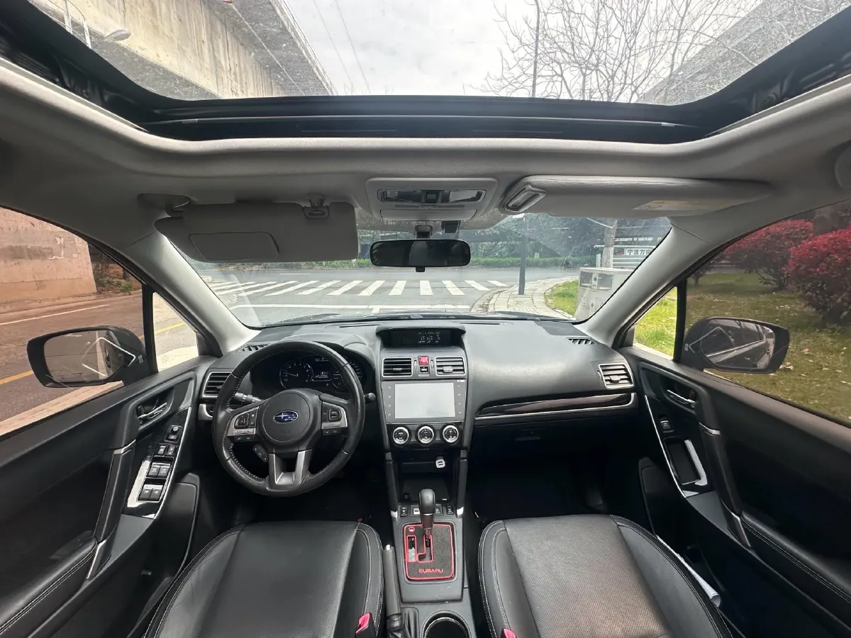 2018 Toyota Camry 2.5L 178HP L4 E-CVT Hybrid,autocango,china used car exporter,china ev exporter,chinese used car exporter,chinese used ev exporter