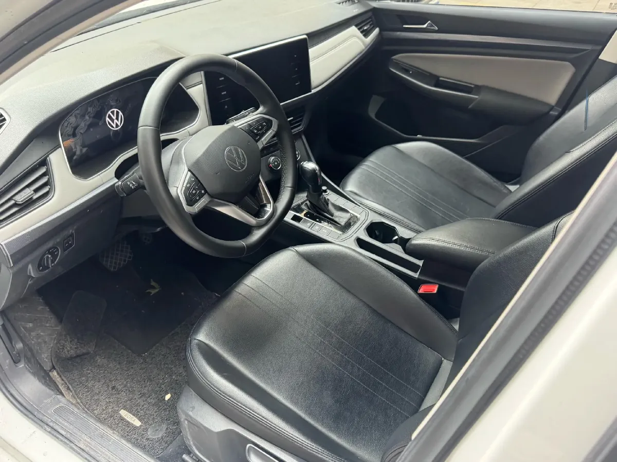 2024 Volkswagen Bora 1.2T 116HP L4 7DCT,autocango,china used car exporter,china ev exporter,chinese used car exporter,chinese used ev exporter