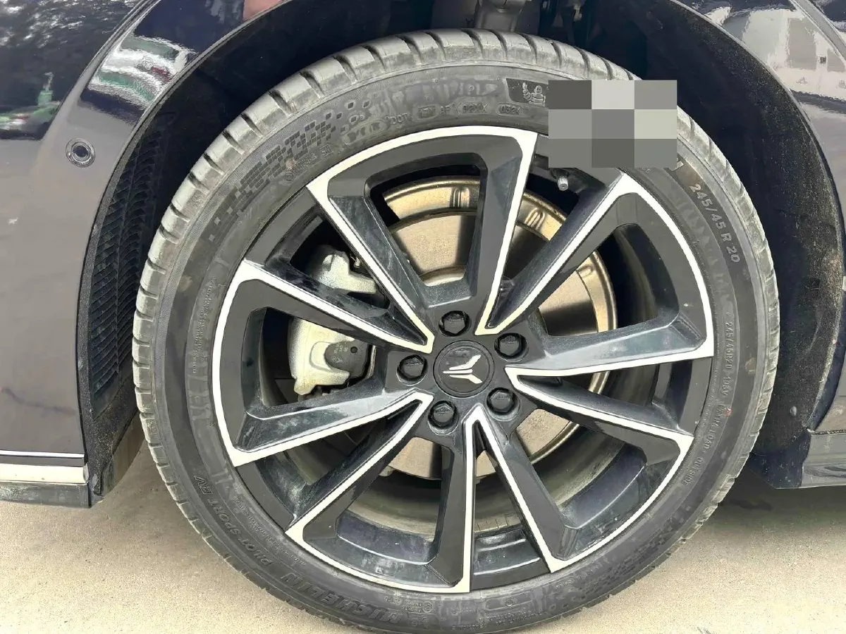 2024 Voyah ZhuiGuang 1.5T 136HP L4 PHEV 43KWH,autocango,china used car exporter,china ev exporter,chinese used car exporter,chinese used ev exporter