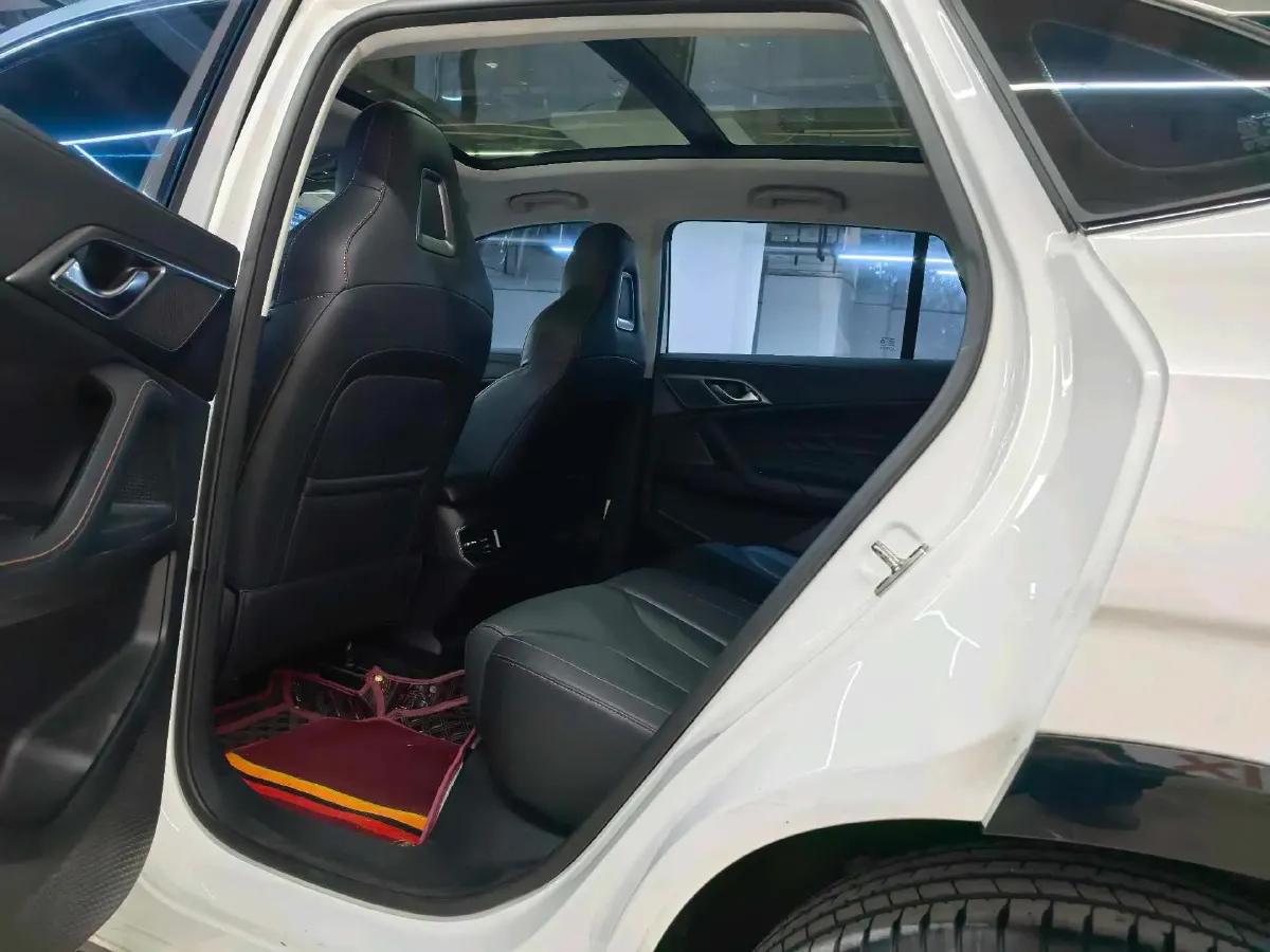 2023 Roewe RX5 1.5T 188HP L4 7DCT,autocango,china used car exporter,china ev exporter,chinese used car exporter,chinese used ev exporter