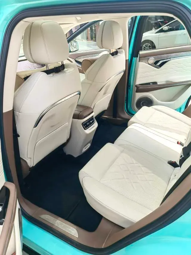2021 Voyah FREE BEV 88KWH,autocango,china used car exporter,china ev exporter,chinese used car exporter,chinese used ev exporter