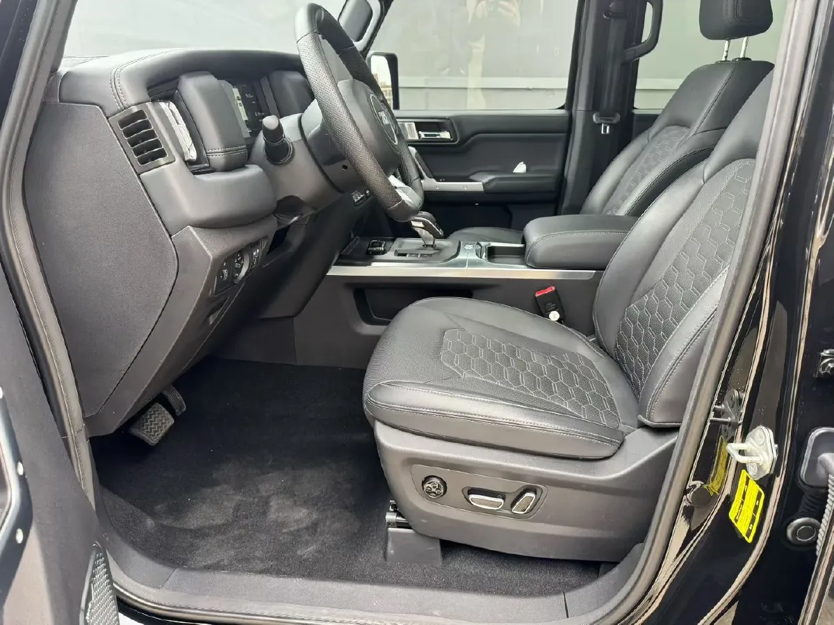 2024 212 212 T01 2.0T 252HP L4 8AT,autocango,china used car exporter,china ev exporter,chinese used car exporter,chinese used ev exporter