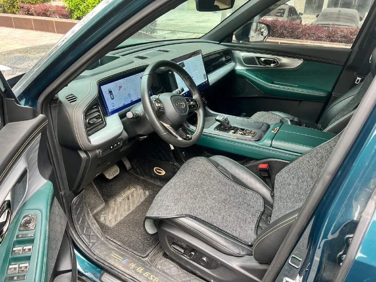 2022 GAC Trumpchi GS8 2.0T 190HP L4 E-CVT Hybrid,autocango,china used car exporter,china ev exporter,chinese used car exporter,chinese used ev exporter