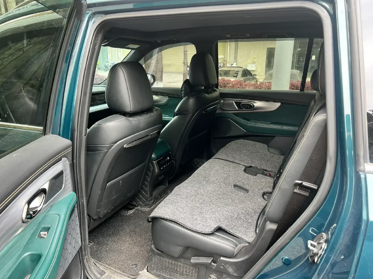 2022 GAC Trumpchi GS8 2.0T 190HP L4 E-CVT Hybrid,autocango,china used car exporter,china ev exporter,chinese used car exporter,chinese used ev exporter