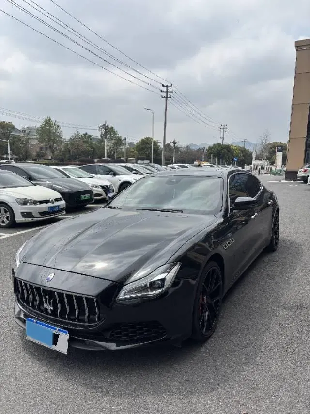 2018 Maserati Quattroporte 3.0T 350HP V6 8AT,autocango,china used car exporter,china ev exporter,chinese used car exporter,chinese used ev exporter