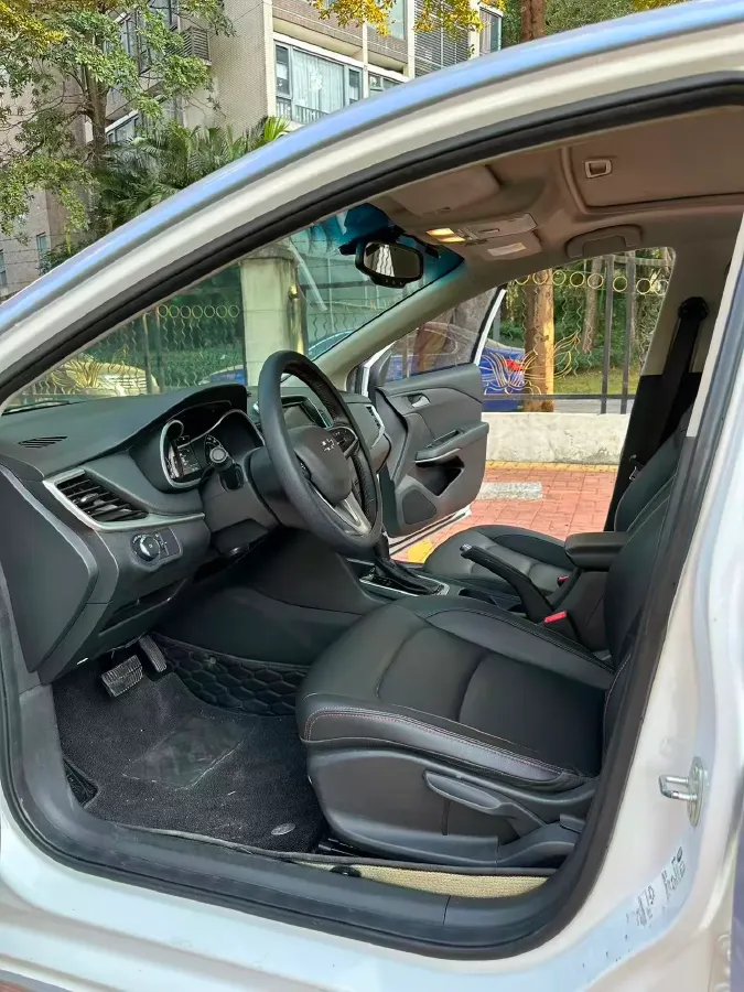 2019 Chevrolet Monza 1.0T 125HP L3 6DCT,autocango,china used car exporter,china ev exporter,chinese used car exporter,chinese used ev exporter