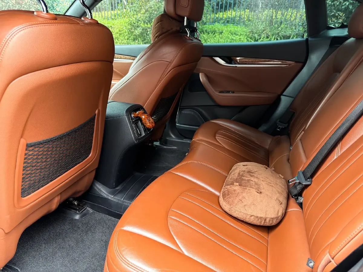 2016 Maserati Levante 3.0T 430HP V6 8AT,autocango,china used car exporter,china ev exporter,chinese used car exporter,chinese used ev exporter