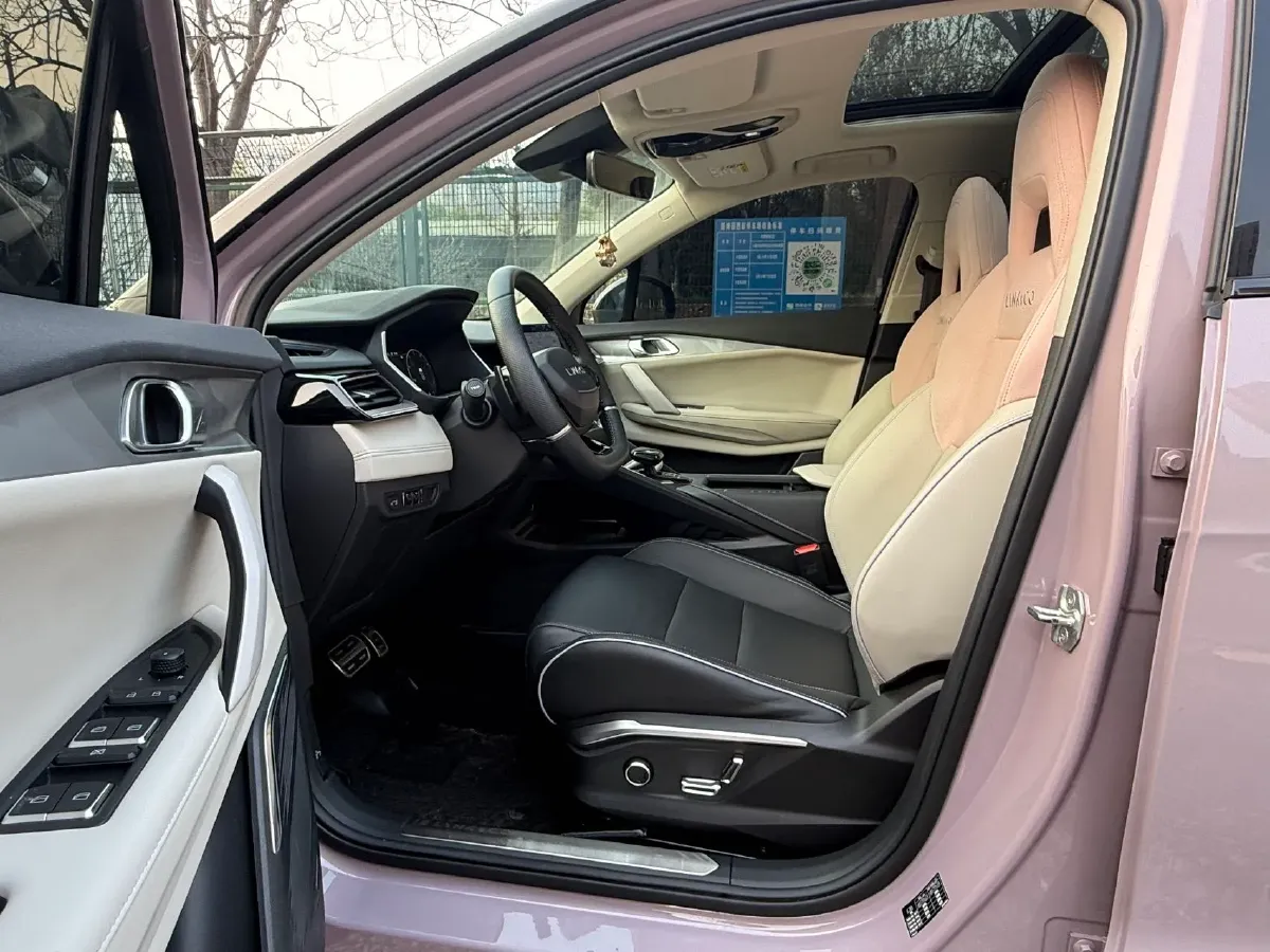 2022 LYNK&CO 02 1.5T 180HP L3 7DCT,autocango,china used car exporter,china ev exporter,chinese used car exporter,chinese used ev exporter