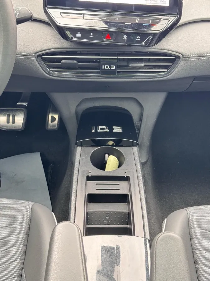 2023 Volkswagen ID.3 BEV 52.8KWH,autocango,china used car exporter,china ev exporter,chinese used car exporter,chinese used ev exporter