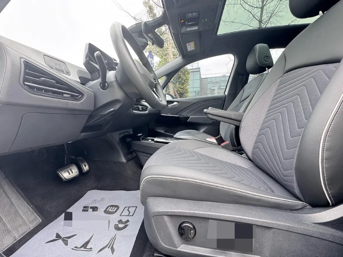 2023 Volkswagen ID.3 BEV 52.8KWH,autocango,china used car exporter,china ev exporter,chinese used car exporter,chinese used ev exporter