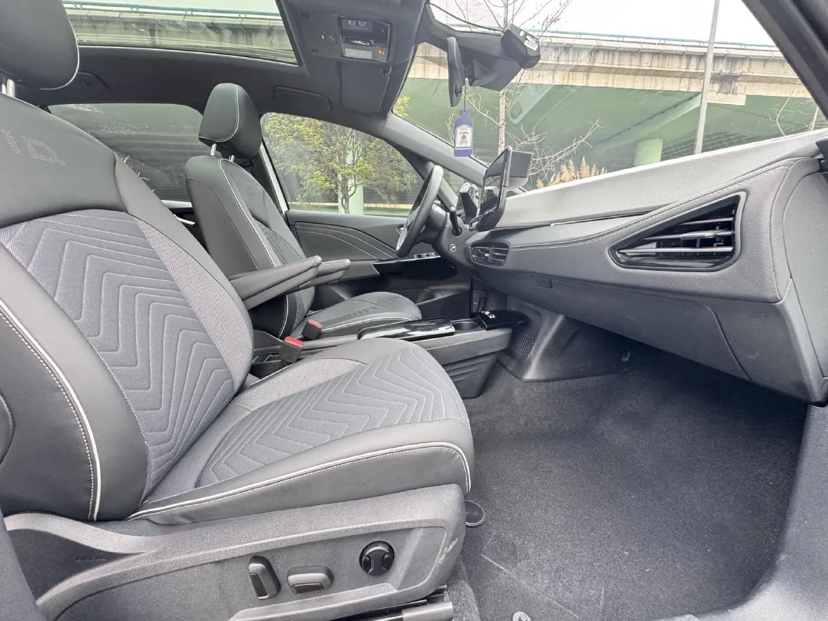 2023 Volkswagen ID.3 BEV 52.8KWH,autocango,china used car exporter,china ev exporter,chinese used car exporter,chinese used ev exporter