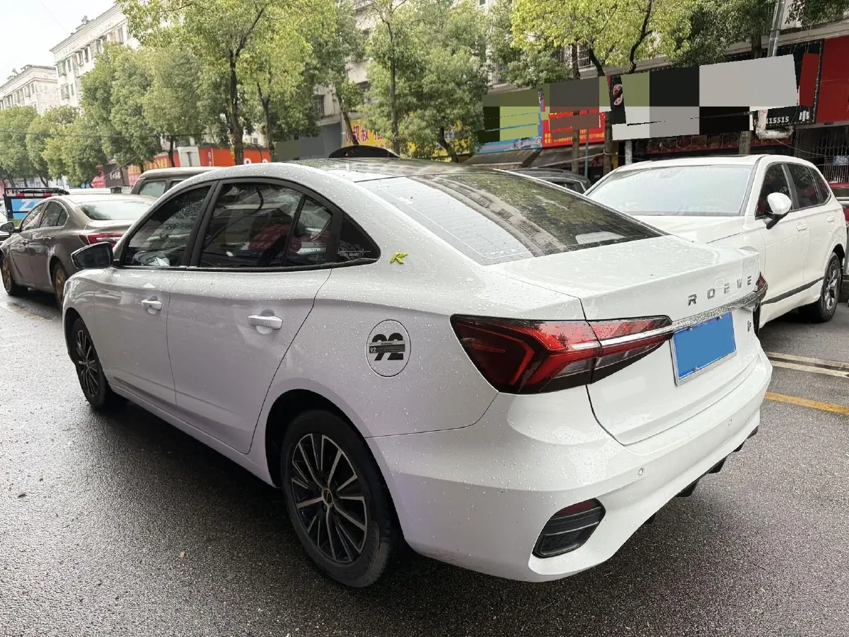 2021 Roewe i5 1.5L 120HP L4 5MT,autocango,china used car exporter,china ev exporter,chinese used car exporter,chinese used ev exporter