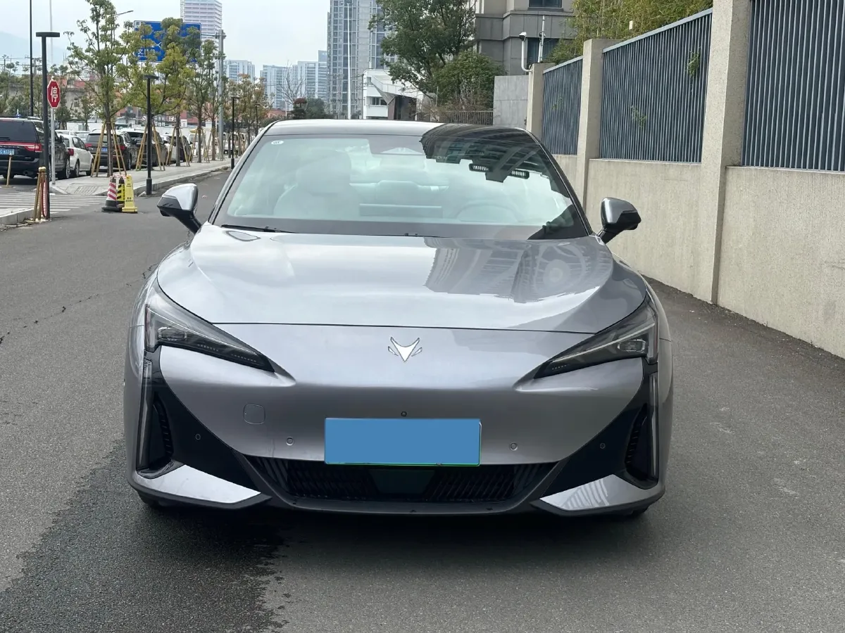 2024 ARCFOX αT5 BEV 79.2KWH,autocango,china used car exporter,china ev exporter,chinese used car exporter,chinese used ev exporter