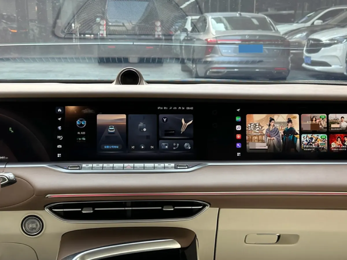 2021 Voyah FREE Range Extended 109HP REEV 33KWH,autocango,china used car exporter,china ev exporter,chinese used car exporter,chinese used ev exporter