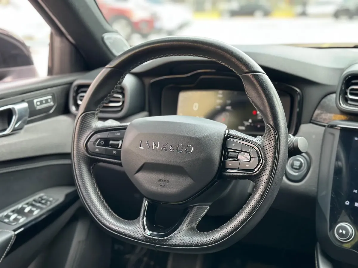 2022 LYNK&CO 03 1.5T 180HP L3 7DCT,autocango,china used car exporter,china ev exporter,chinese used car exporter,chinese used ev exporter