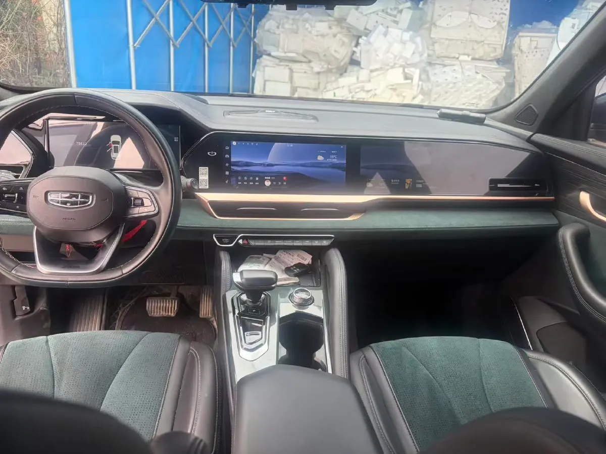 2021 Geely Monjaro 2.0T 218HP L4 7DCT,autocango,china used car exporter,china ev exporter,chinese used car exporter,chinese used ev exporter