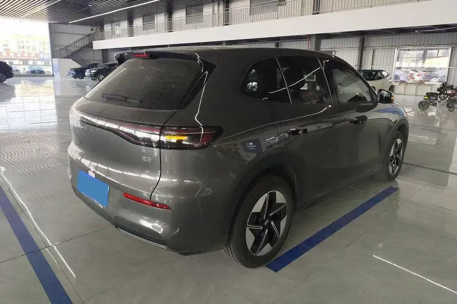 2024 LanDian E5 1.5L 110HP L4 E-CVT PHEV 17.52KWH,autocango,china used car exporter,china ev exporter,chinese used car exporter,chinese used ev exporter