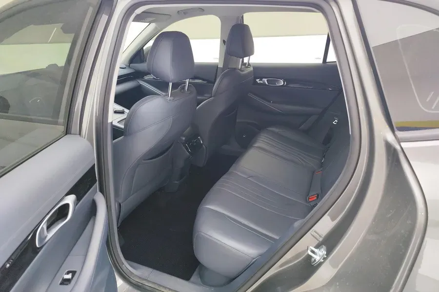 2024 LanDian E5 1.5L 110HP L4 E-CVT PHEV 17.52KWH,autocango,china used car exporter,china ev exporter,chinese used car exporter,chinese used ev exporter