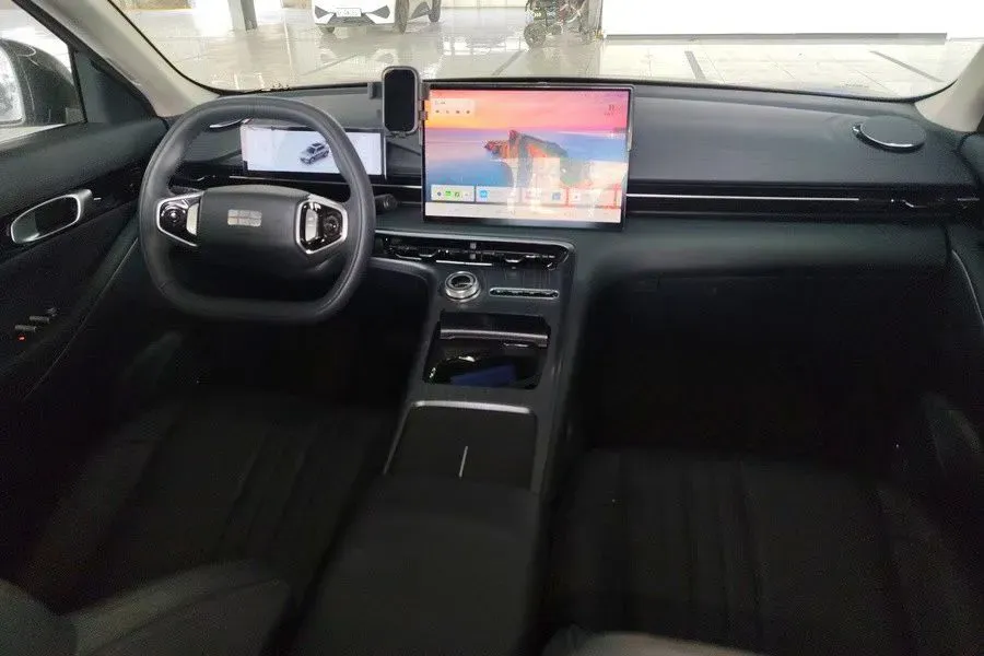 2024 LanDian E5 1.5L 110HP L4 E-CVT PHEV 17.52KWH,autocango,china used car exporter,china ev exporter,chinese used car exporter,chinese used ev exporter