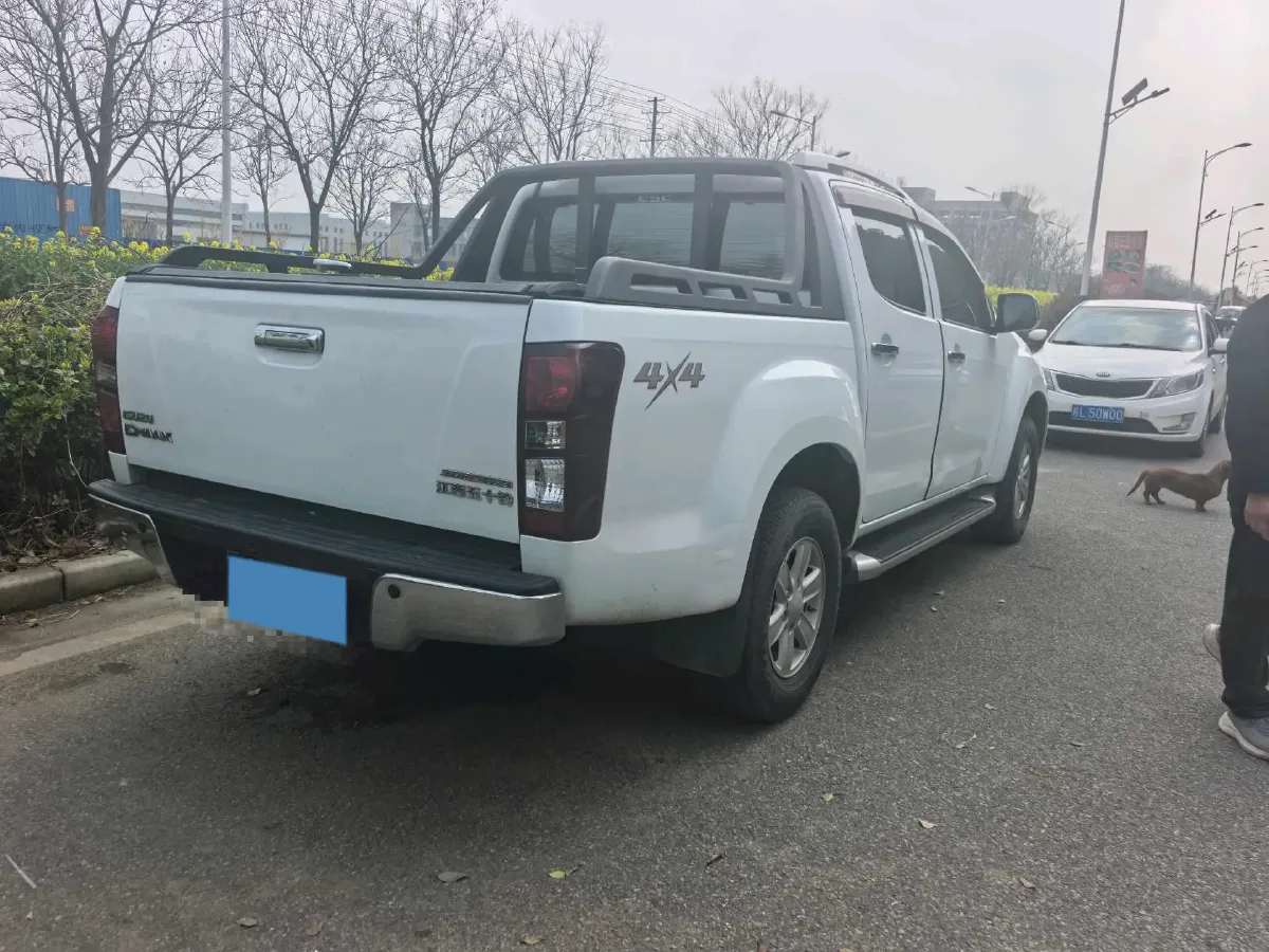2018 Isuzu D-MAX 3.0T 177HP L4 6AT,autocango,china used car exporter,china ev exporter,chinese used car exporter,chinese used ev exporter