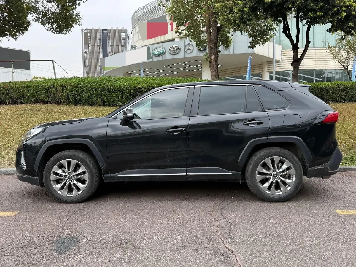 2023 Toyota Wildlander 2.0L 171HP L4 CVT,autocango,china used car exporter,china ev exporter,chinese used car exporter,chinese used ev exporter