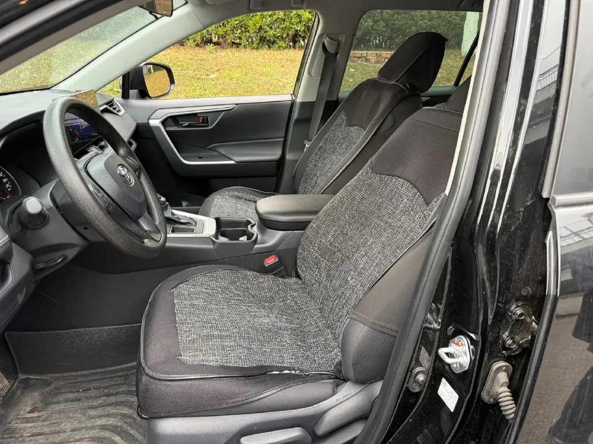 2023 Toyota Wildlander 2.0L 171HP L4 CVT,autocango,china used car exporter,china ev exporter,chinese used car exporter,chinese used ev exporter