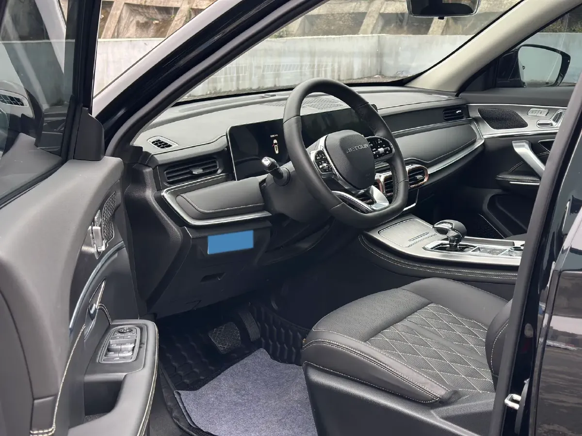 2025 Jetour X70 Plus 1.5T 184HP L4 7DCT,autocango,china used car exporter,china ev exporter,chinese used car exporter,chinese used ev exporter