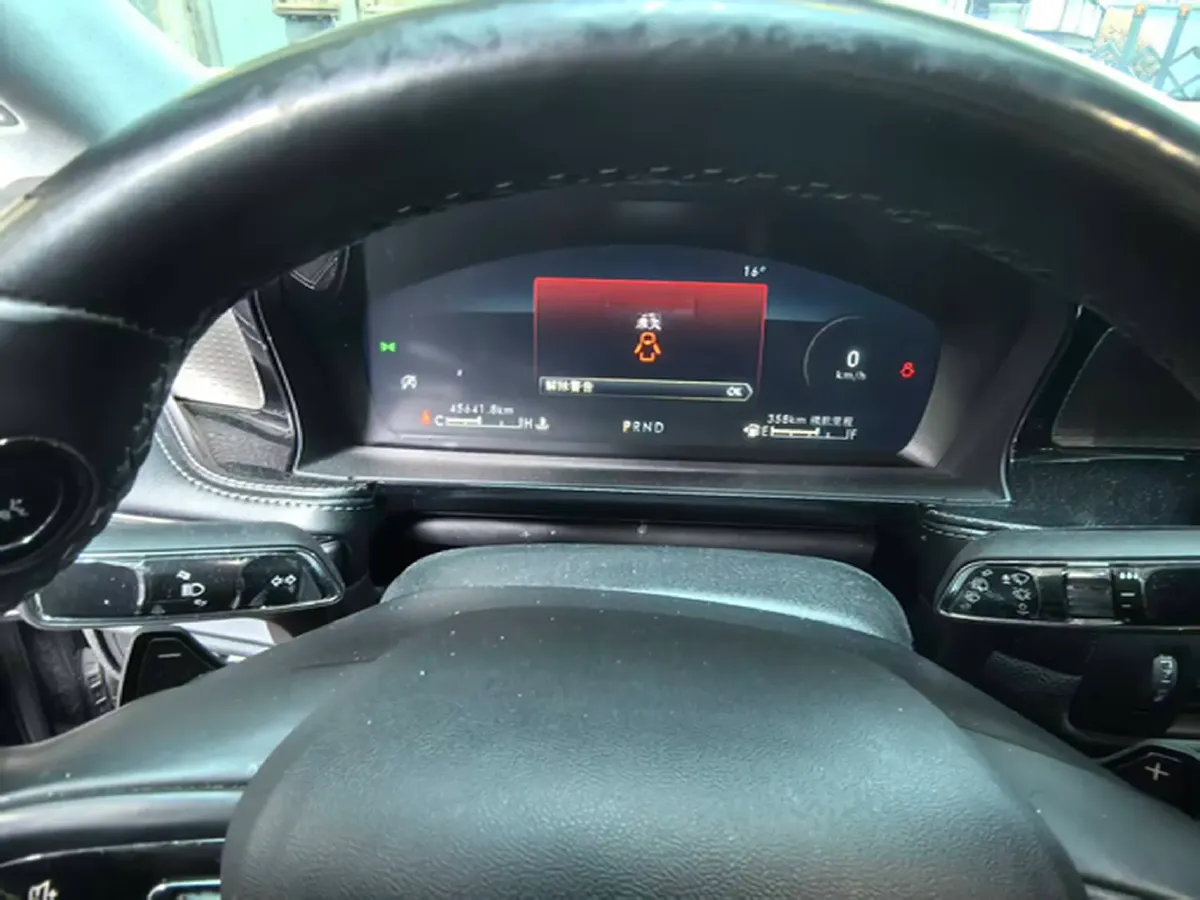 2022 Lincoln Corsair 2.0T 245HP L4 8AT,autocango,china used car exporter,china ev exporter,chinese used car exporter,chinese used ev exporter