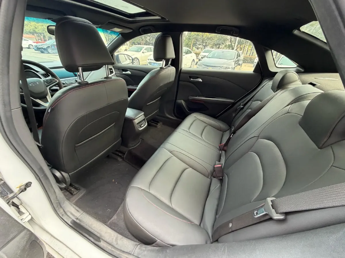 2019 Chevrolet Monza 1.3T 163HP L3 6AT,autocango,china used car exporter,china ev exporter,chinese used car exporter,chinese used ev exporter