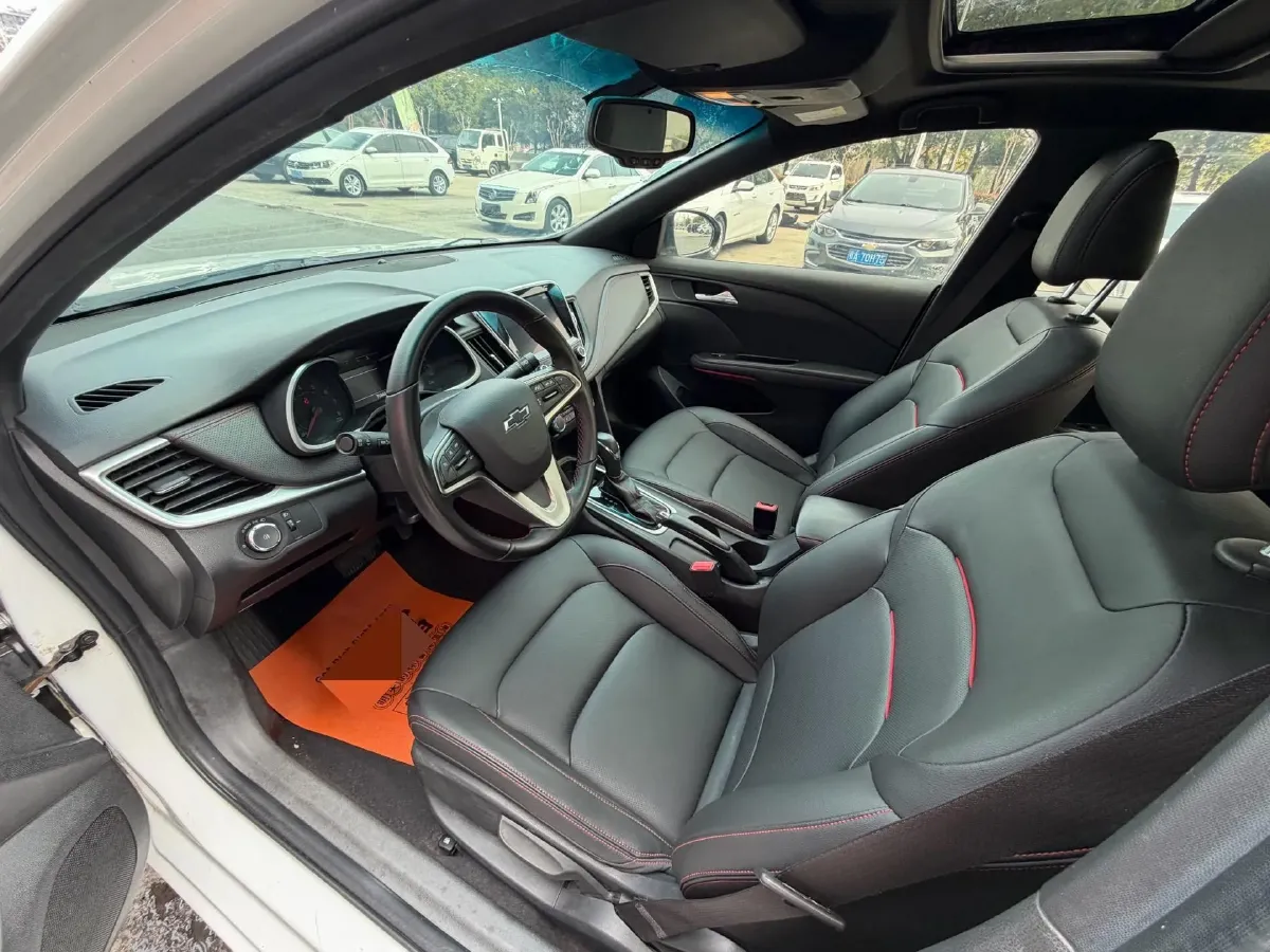 2019 Chevrolet Monza 1.3T 163HP L3 6AT,autocango,china used car exporter,china ev exporter,chinese used car exporter,chinese used ev exporter