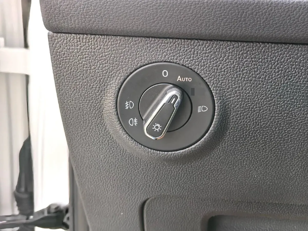 2020 Volkswagen Tharu 2.0T 186HP L4 7DCT,autocango,china used car exporter,china ev exporter,chinese used car exporter,chinese used ev exporter