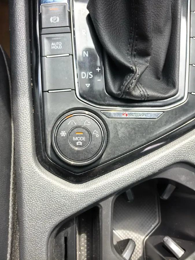 2020 Volkswagen Tharu 2.0T 186HP L4 7DCT,autocango,china used car exporter,china ev exporter,chinese used car exporter,chinese used ev exporter