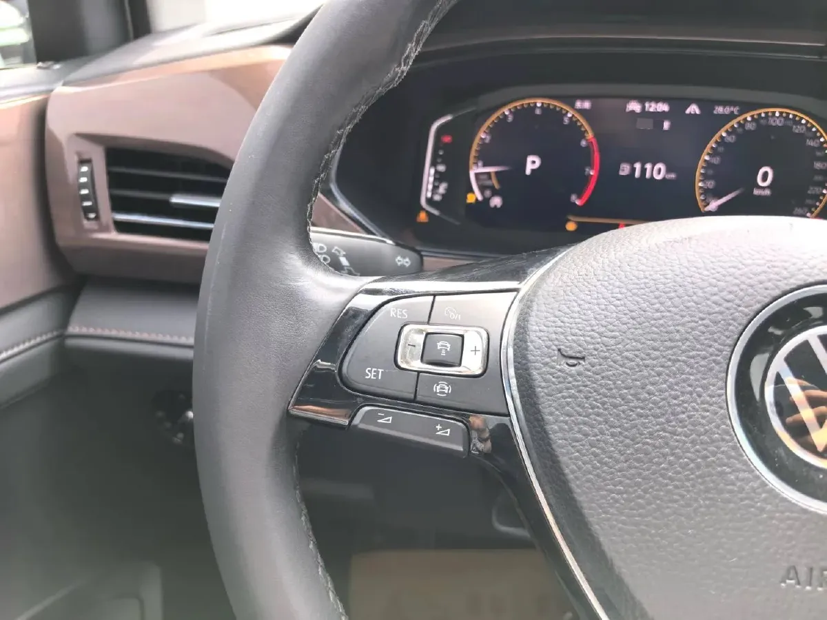 2020 Volkswagen Tharu 2.0T 186HP L4 7DCT,autocango,china used car exporter,china ev exporter,chinese used car exporter,chinese used ev exporter