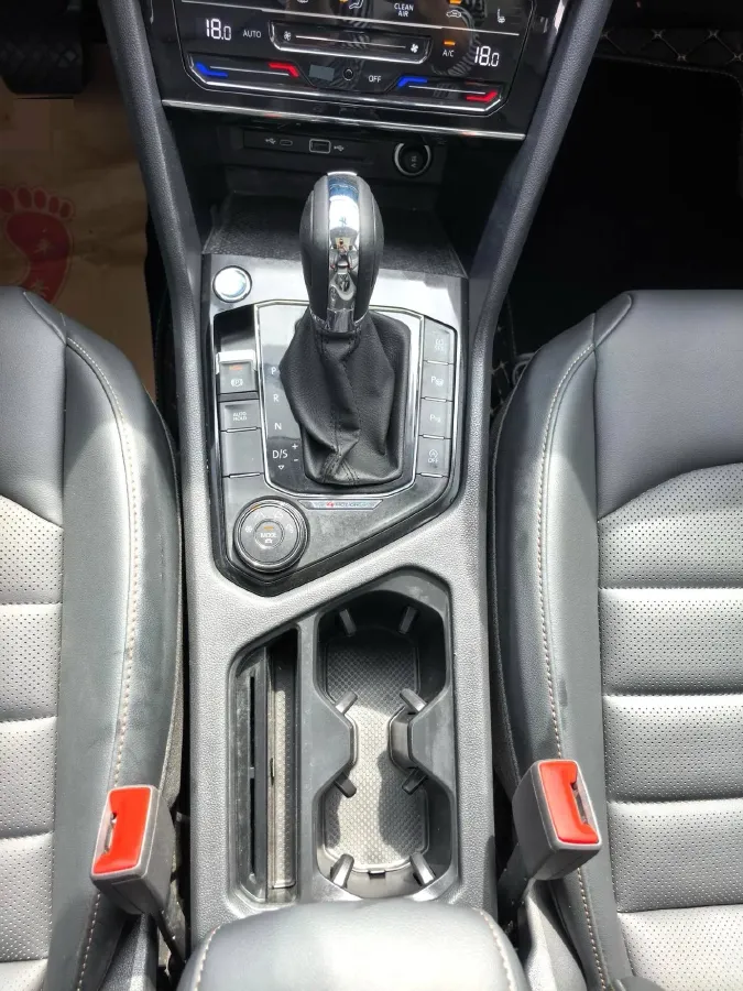 2020 Volkswagen Tharu 2.0T 186HP L4 7DCT,autocango,china used car exporter,china ev exporter,chinese used car exporter,chinese used ev exporter