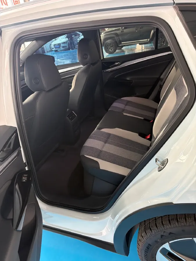 2022 Chevrolet Menlo BEV 61.1KWH,autocango,china used car exporter,china ev exporter,chinese used car exporter,chinese used ev exporter