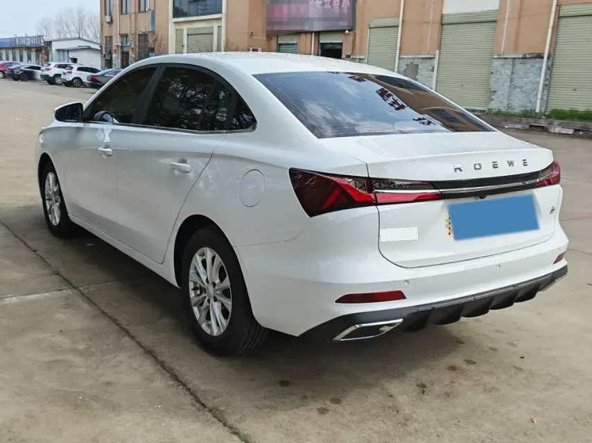 2023 Roewe i5 1.5L 129HP L4 CVT,autocango,china used car exporter,china ev exporter,chinese used car exporter,chinese used ev exporter