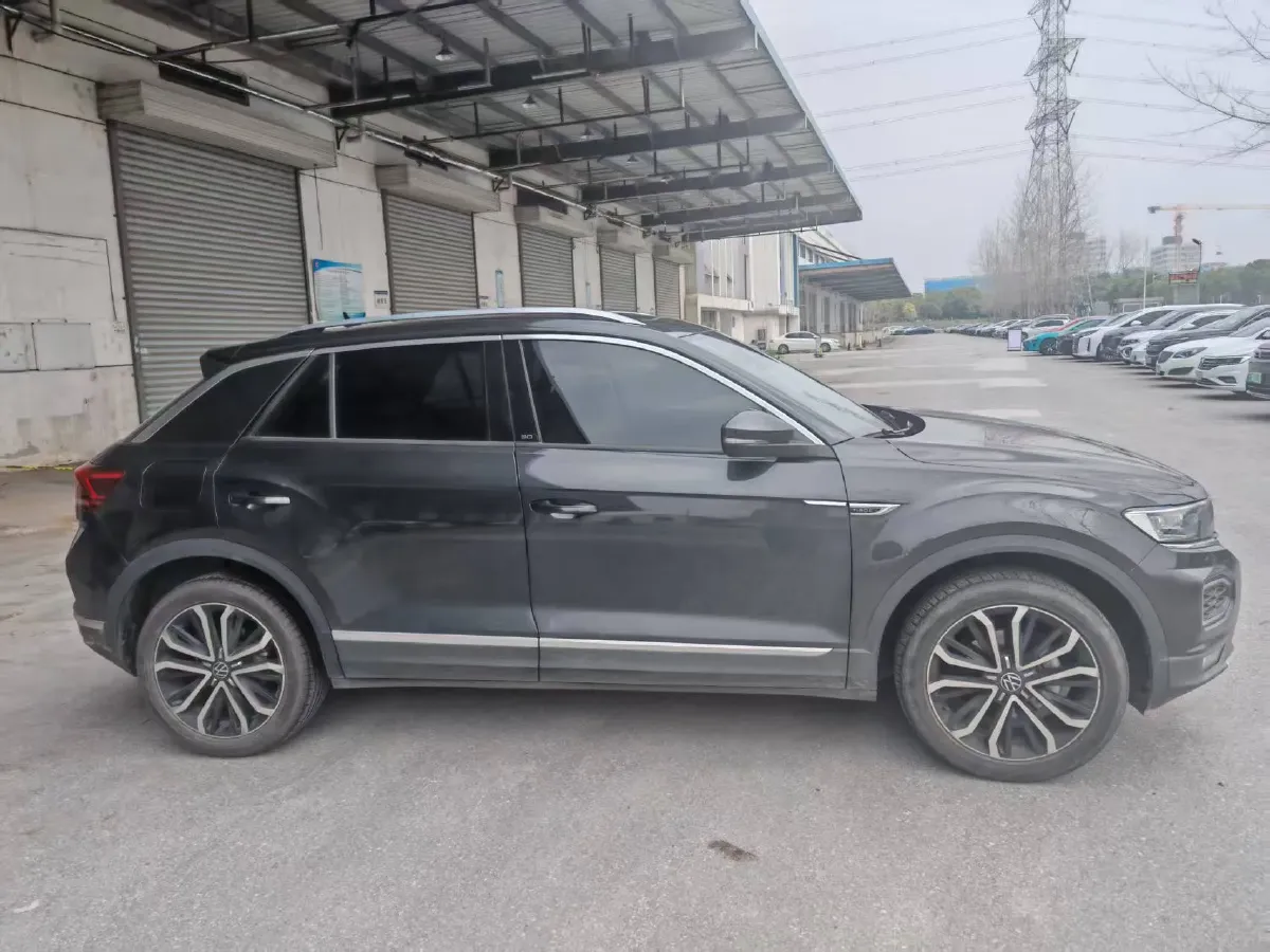 2021 Volkswagen T-Roc 1.4T 150HP L4 7DCT,autocango,china used car exporter,china ev exporter,chinese used car exporter,chinese used ev exporter