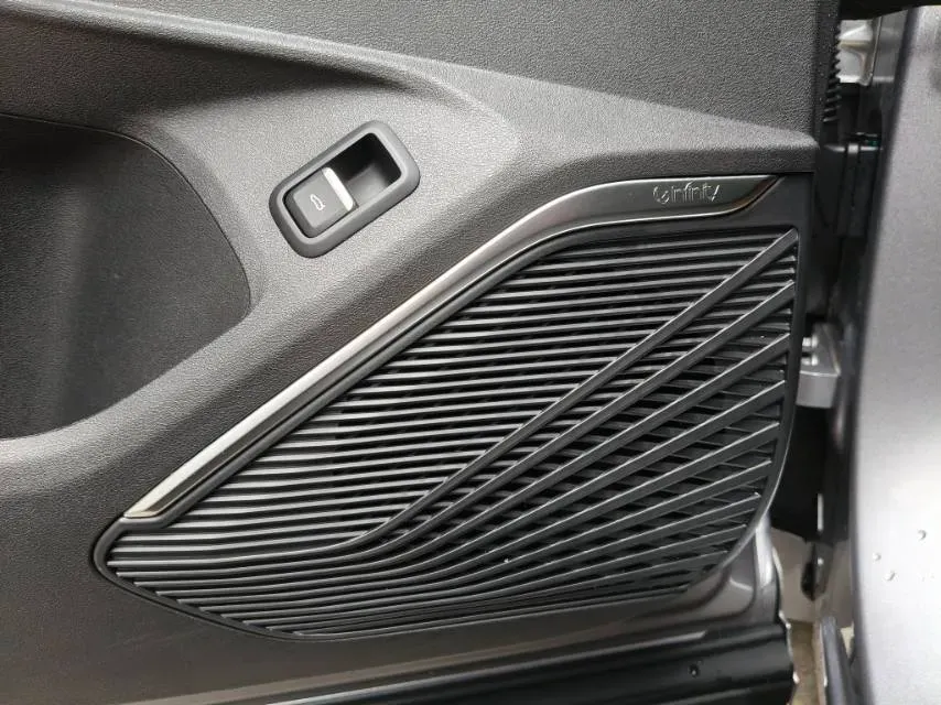 2024 Geely Monjaro 2.0T 238HP L4 8AT,autocango,china used car exporter,china ev exporter,chinese used car exporter,chinese used ev exporter