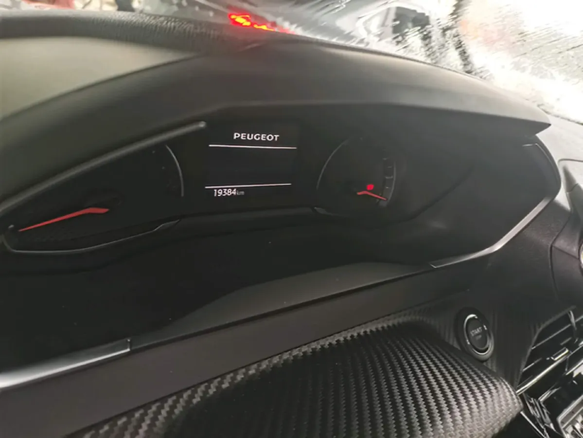 2022 Peugeot 2008 1.2T 136HP L3 6DCT,autocango,china used car exporter,china ev exporter,chinese used car exporter,chinese used ev exporter