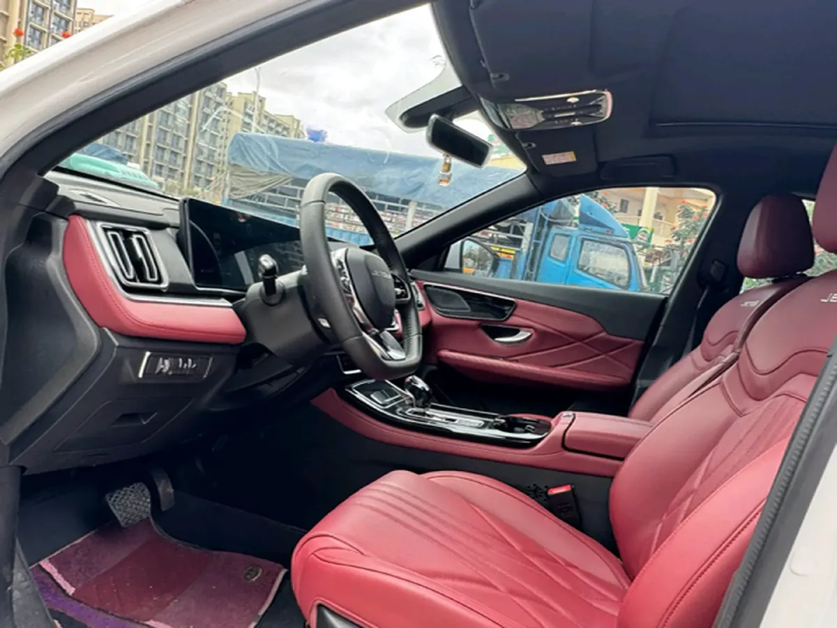 2025 Jetour X70 Plus 1.5T 156HP L4 6DCT,autocango,china used car exporter,china ev exporter,chinese used car exporter,chinese used ev exporter