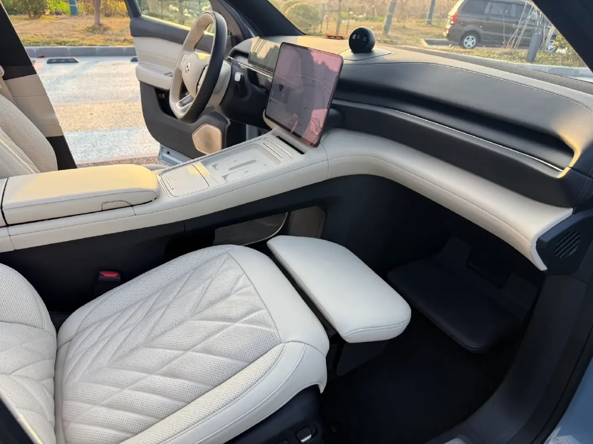 2025 NIO ES6 BEV,autocango,china used car exporter,china ev exporter,chinese used car exporter,chinese used ev exporter